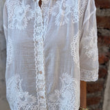 IAREL - CHIQUE KANTEN GEBORDUURDE BLOUSE