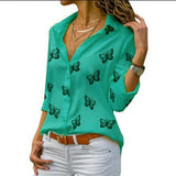 Neleia – Losvallende blouse met vlinderprint