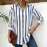 Lana – Blouse met klassieke strepen en moderne elegantie