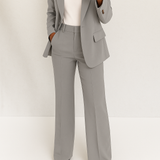 YLONA – POWER ELEGANCE PAK
