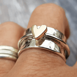 Mely - Zilveren ring met gouden hart